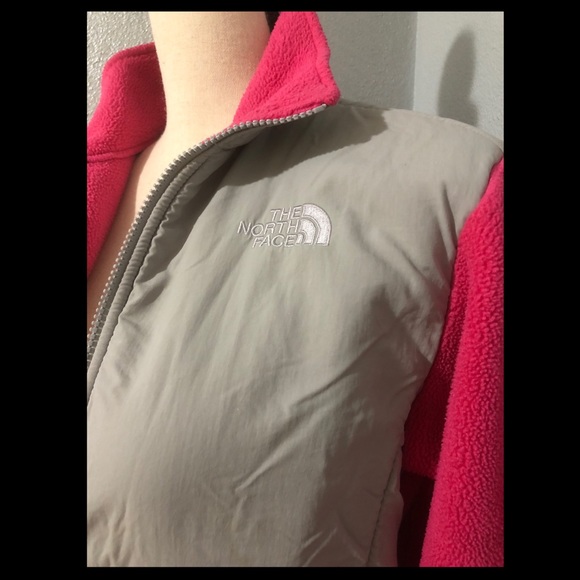 SOLD‼️ North Face Denali Girls Jacket - Picture 2 of 4